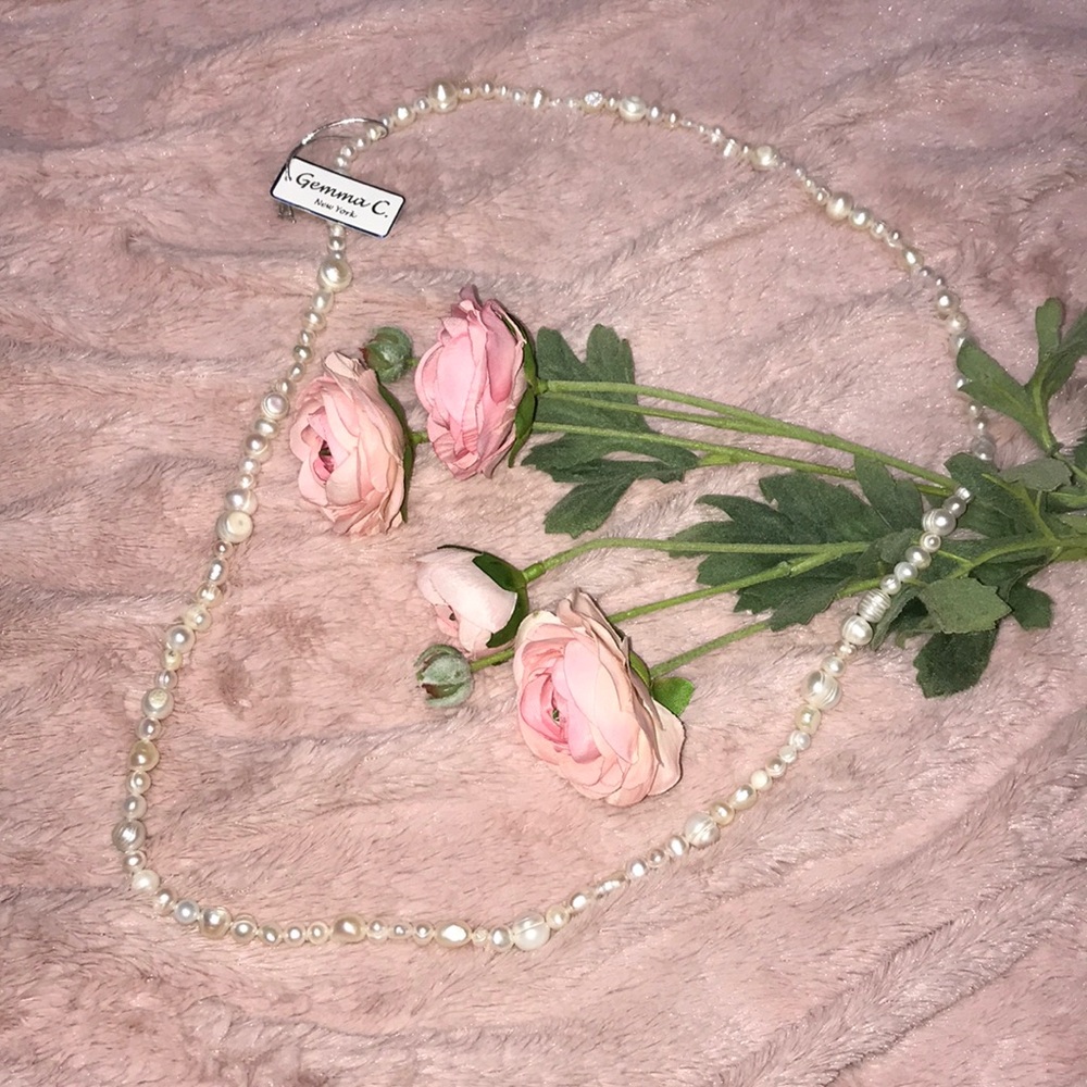 SOLD🌷Freshwater Pearls Long Strand Necklace